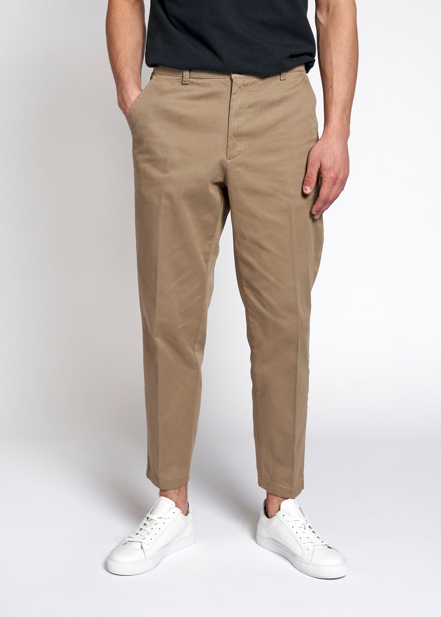 Woodbird Tien Buzz Pant Pants Sand