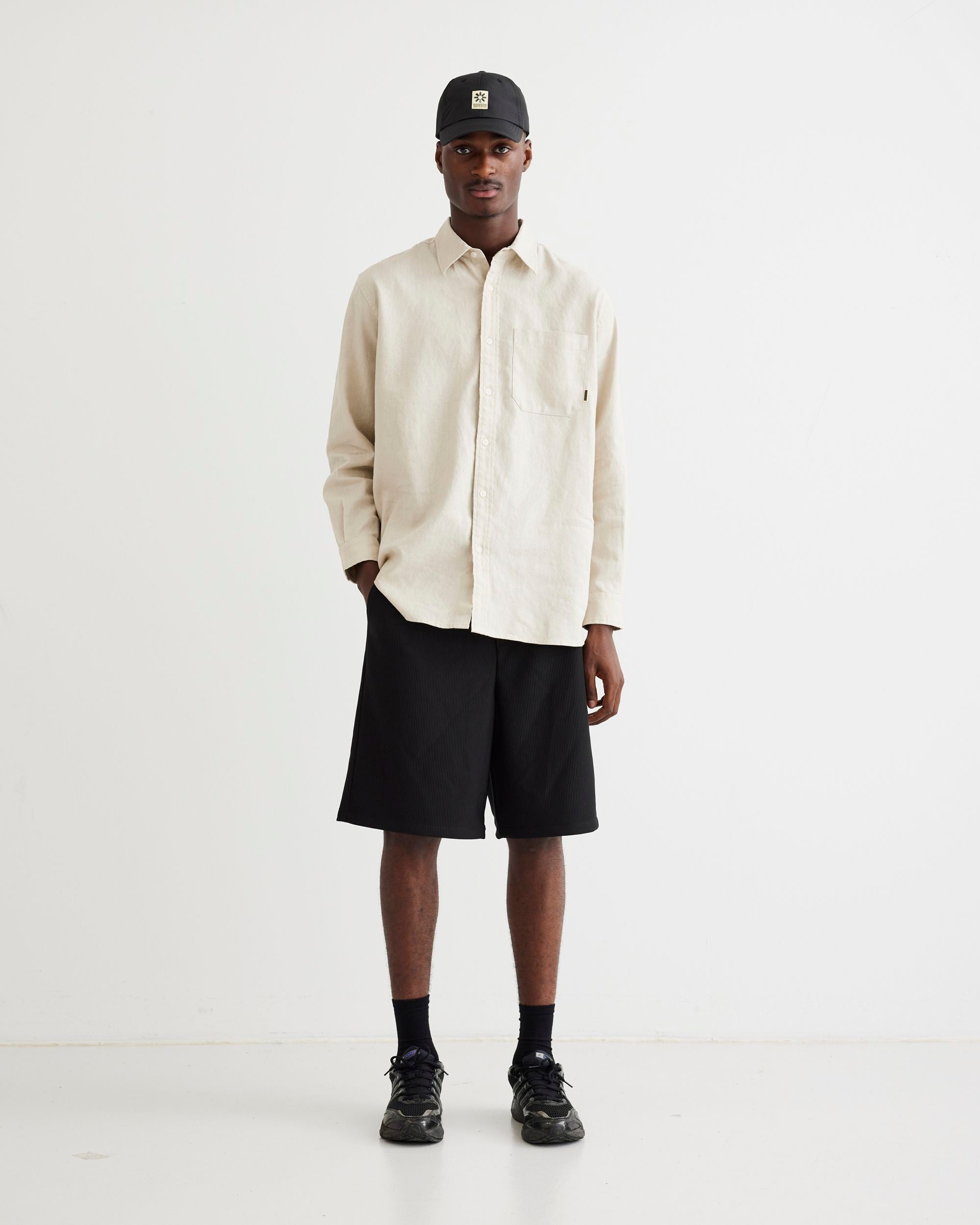 Woodbird WBBen Plisse Shorts Shorts Black