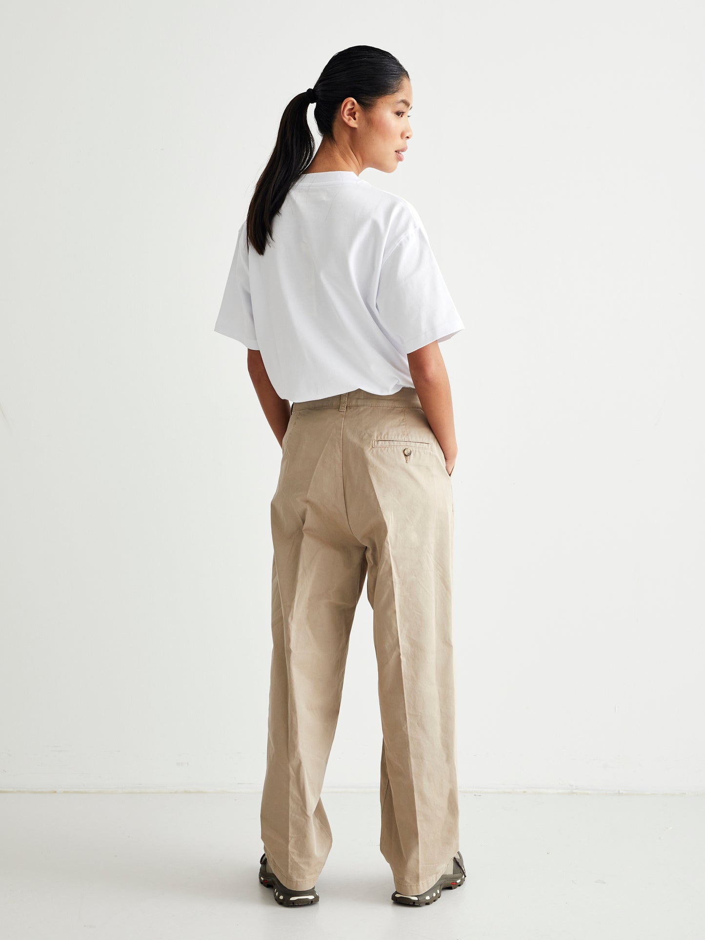 Woodbird Female WBVera Crisp Pant Pants Light Sand