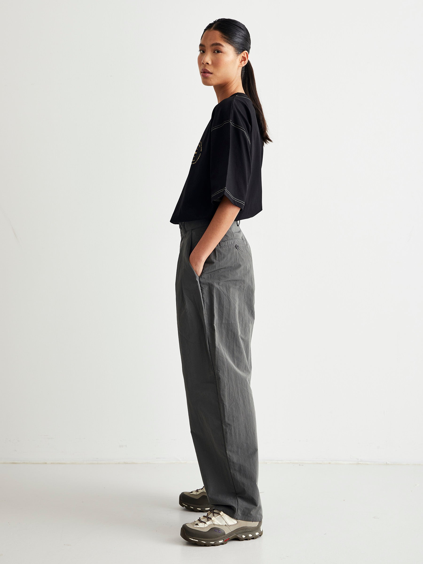 Woodbird Female WBBench Tech Pants Pants Dark Grey