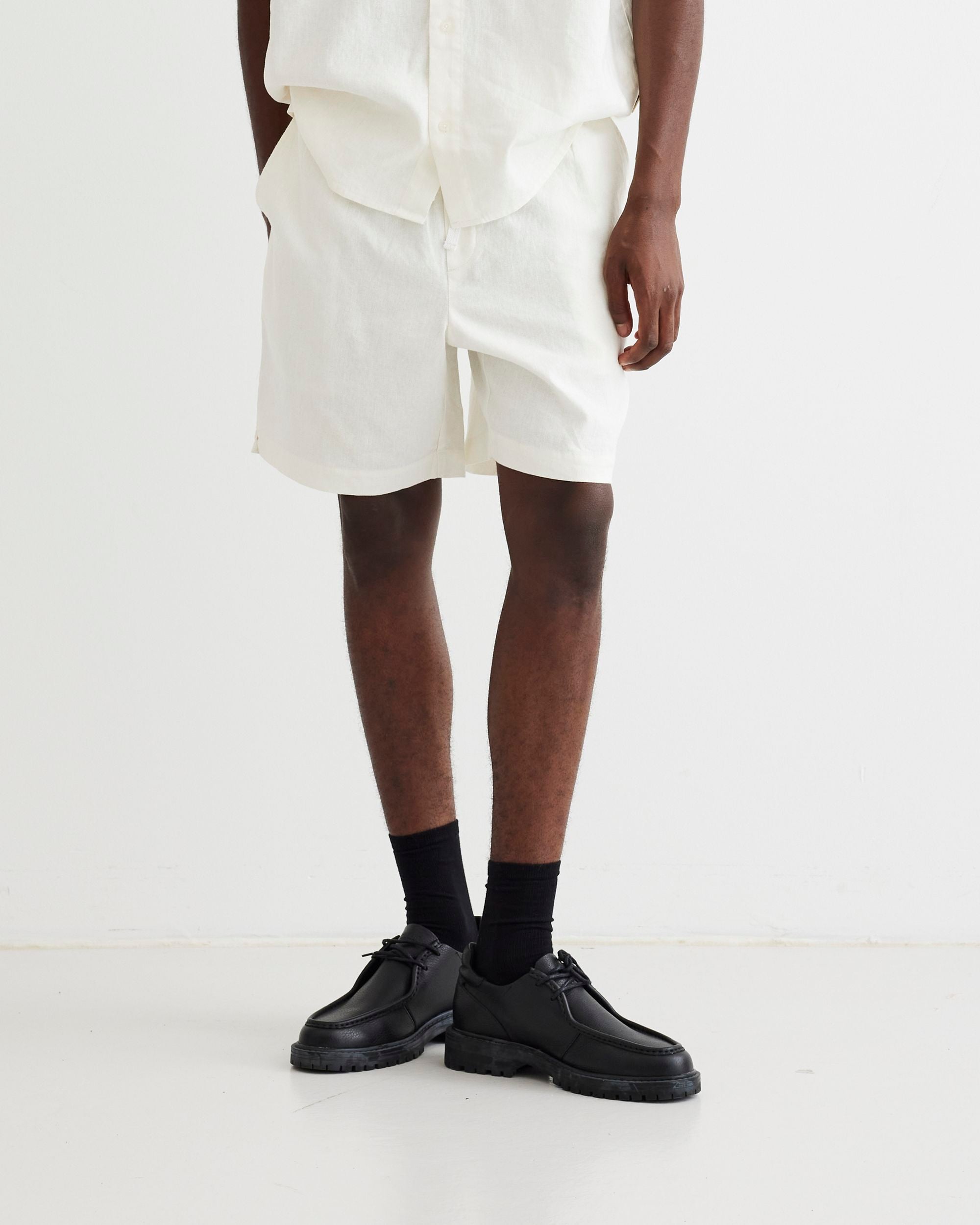 Woodbird WBBommy Linen Shorts Shorts Off White